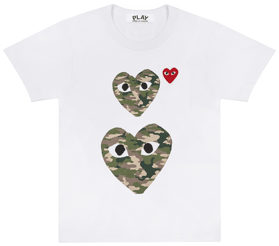 COMME des GARCONS PLAY Camou Hearts With Red Emblem Tee Men White 1